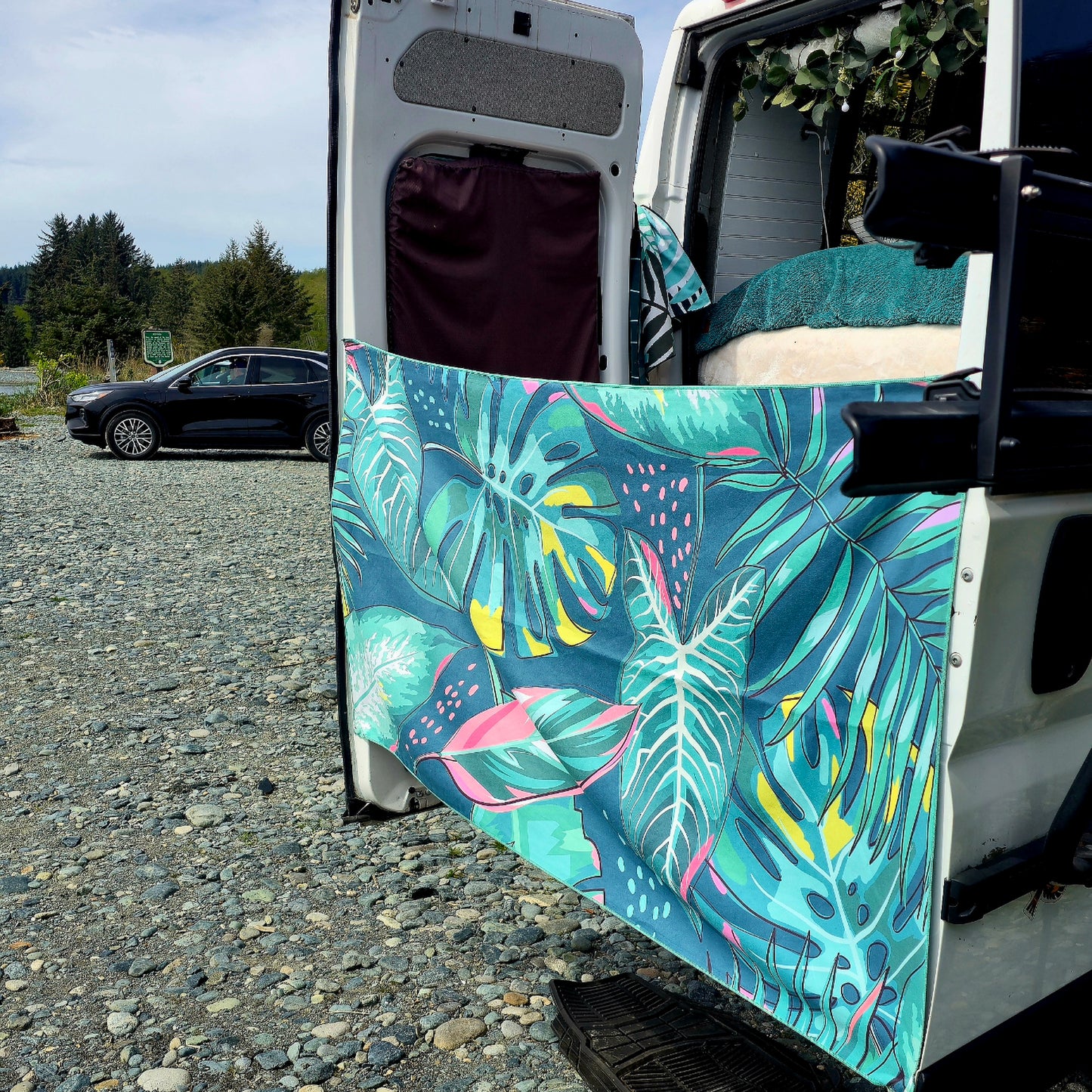 Outdoor Magnetic Quick-Dry Towel _ 100% Eco Friendly _ GRS Certified